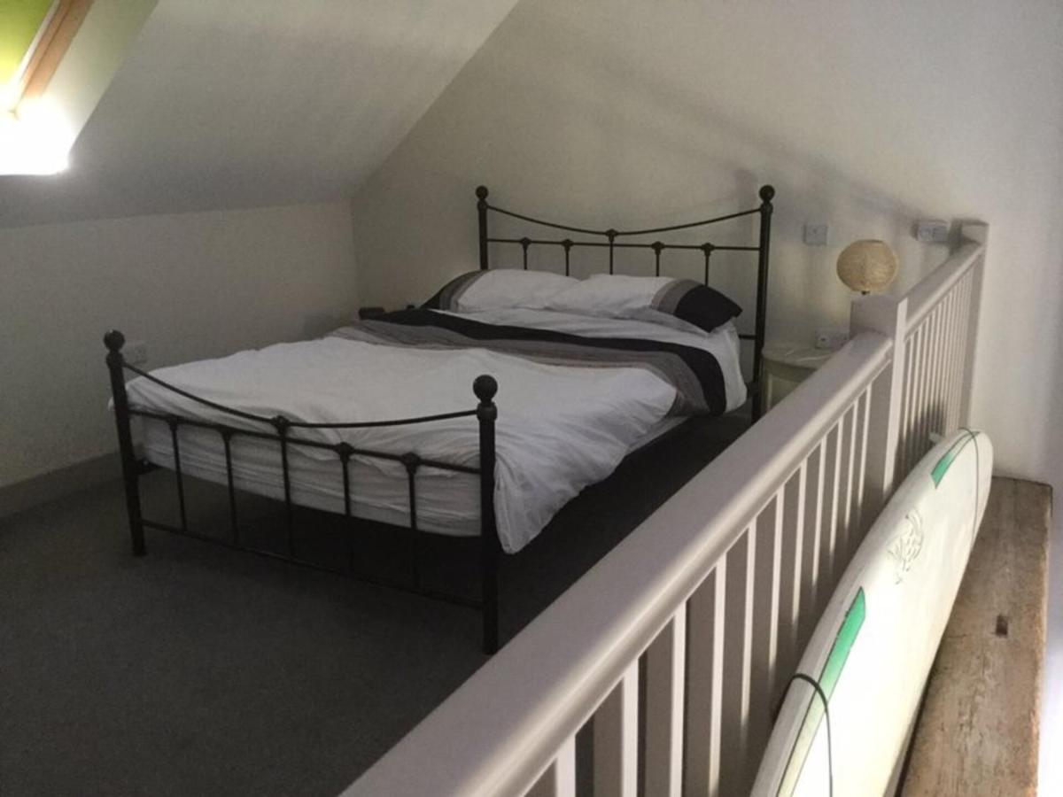 Surf Shack - Impeccable 1-Bed Cottage In Shorwell Exterior photo