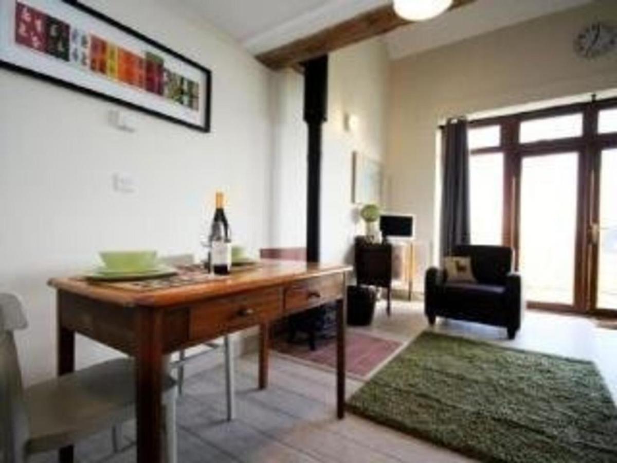 Surf Shack - Impeccable 1-Bed Cottage In Shorwell Exterior photo