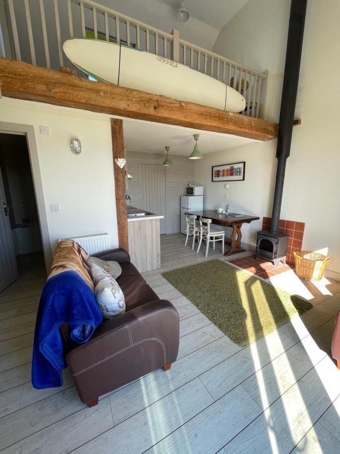 Surf Shack - Impeccable 1-Bed Cottage In Shorwell Exterior photo